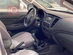 میتسوبیشی L200